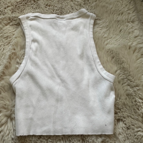 Aritzia TNA Cropped White Tank Top - Picture 4 of 4